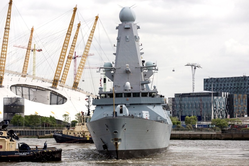 HMS Duncan in London to mark the centenary of the Battle of Jutland - May 2016