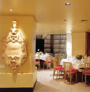 With flexible and stylish gallery space, the Museum of London provides a historic backdrop to 21st-century entertaining.